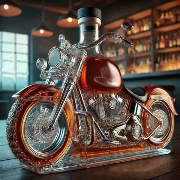 MotoFlaska™ – Rå design møter klassisk whiskytradisjon.