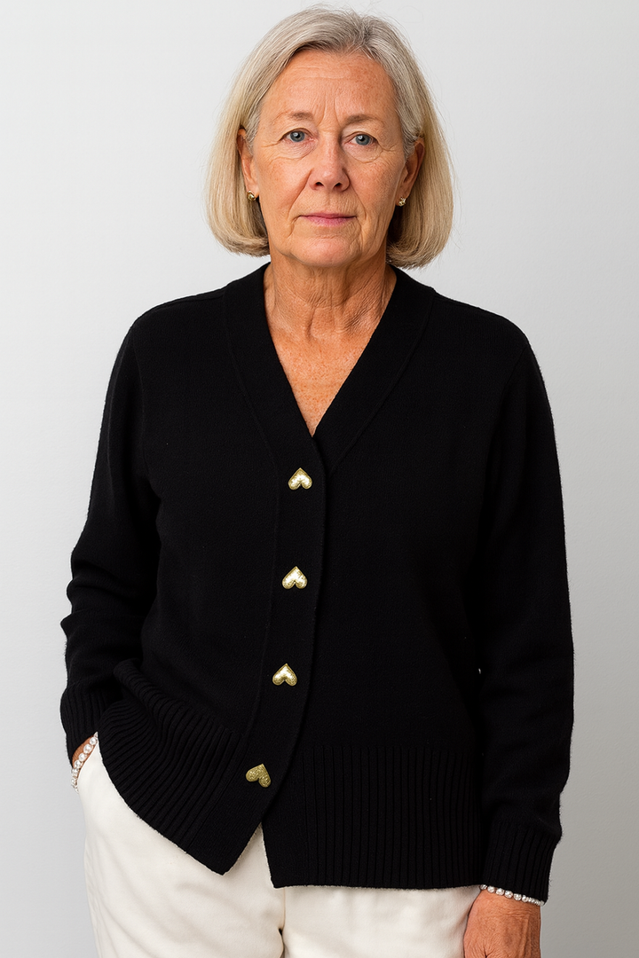 Livia™ | Elegant Cardigan med Hjerteknapper